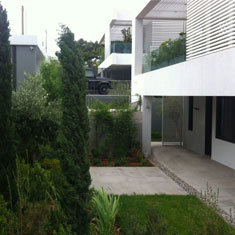 Εκάλη (2), Αθήνα